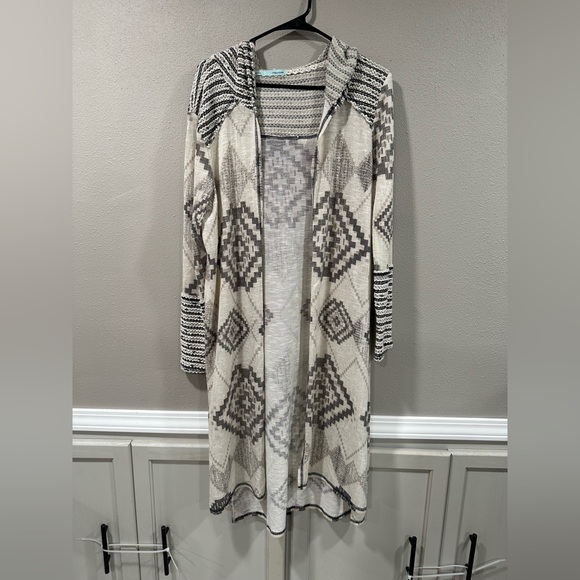 🔴Geometric Patterned Long Cardigan - Picture 2 of 5